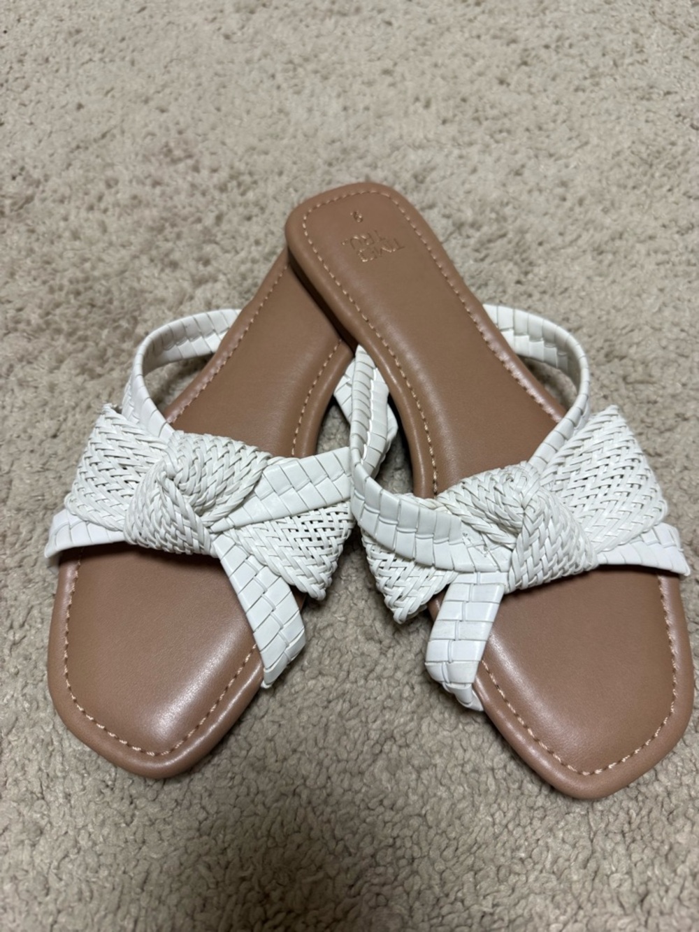 White womens sandals size 9
